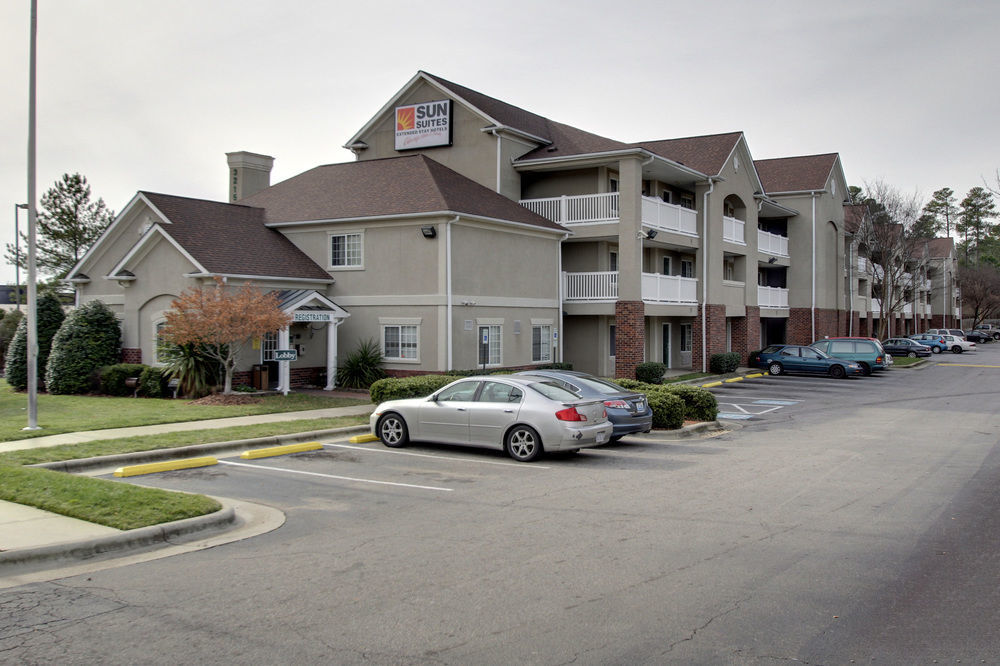 Intown Suites Extended Stay Raleigh Nc - Capital Blvd Exterior photo